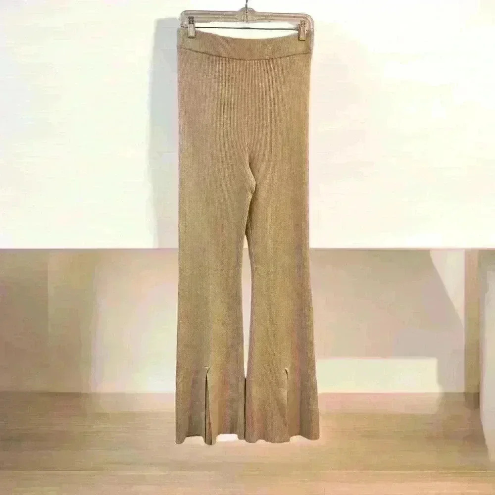Abercrombie & Fitch Ribbed Kick Flare Beige High Rise Sweater‎ Lounge Pants Sz M